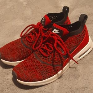 Womens Nike shoes